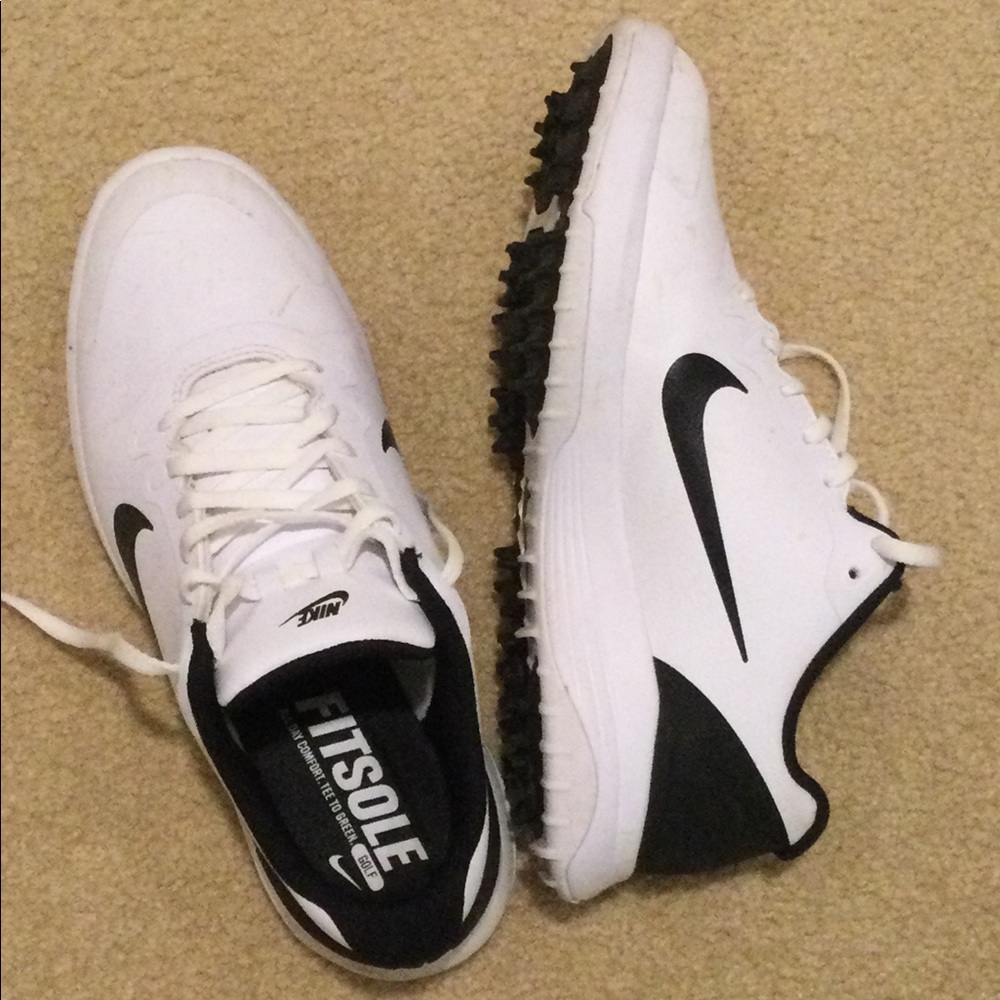 Nike Men’s Golf Shoes sz 7.5